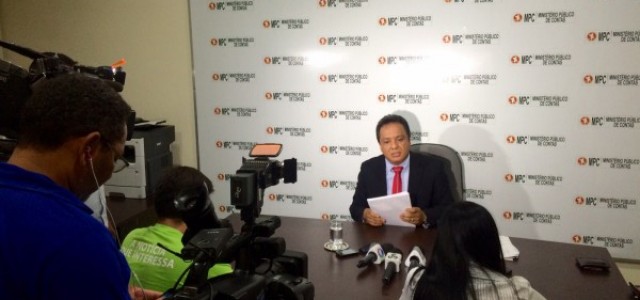 Juiz reconhece erro e revoga liminar que afastava Procurador Geral