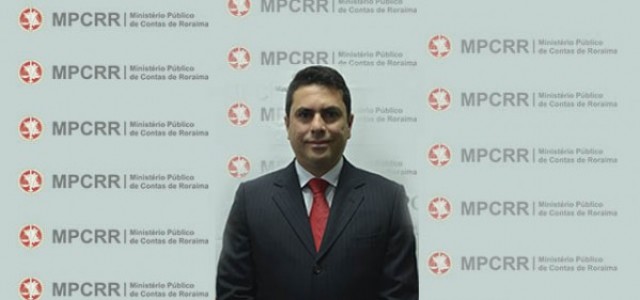 Procurador do MPC/RR é empossado como Diretor da Ampcon