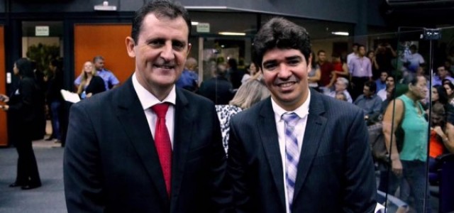 Procurador-Geral de Contas participa de sessão solene de abertura do ano legislativo